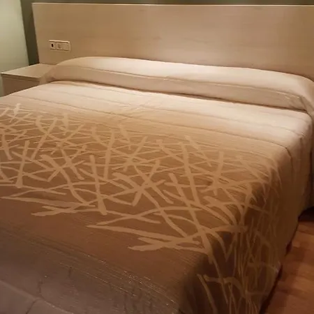 Aparta-hotel Puertolas