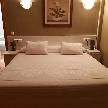Lägenhetshotell Aparta-hotel Puertolas 3*