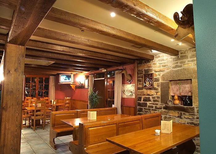 Aparta-hotel Puertolas